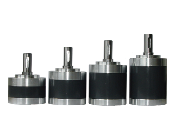 KWC RP62 62mm 大轴径行星减速齿轮箱，配备 14mm 输出轴与滚珠轴承